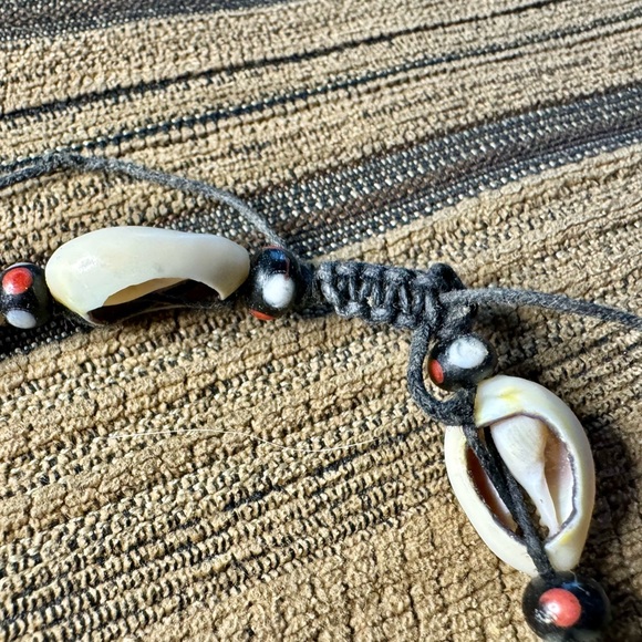 1970’s shell choker - Picture 4 of 6